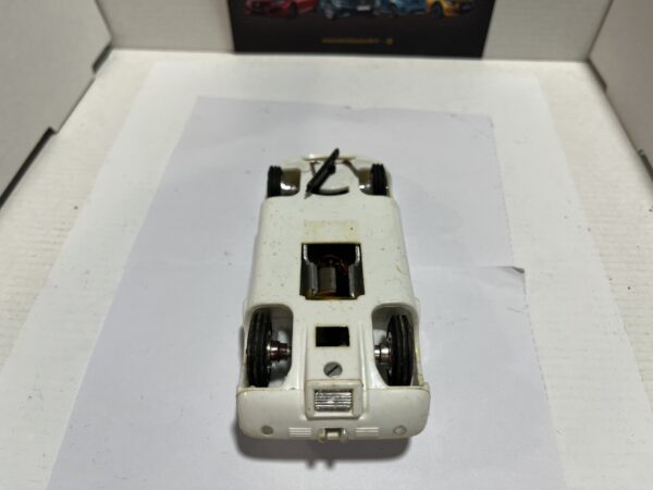 Ford GT 101 à restaurer 1/32 – Image 3