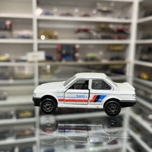 Majorette BMW 325 I  n°228 1/56