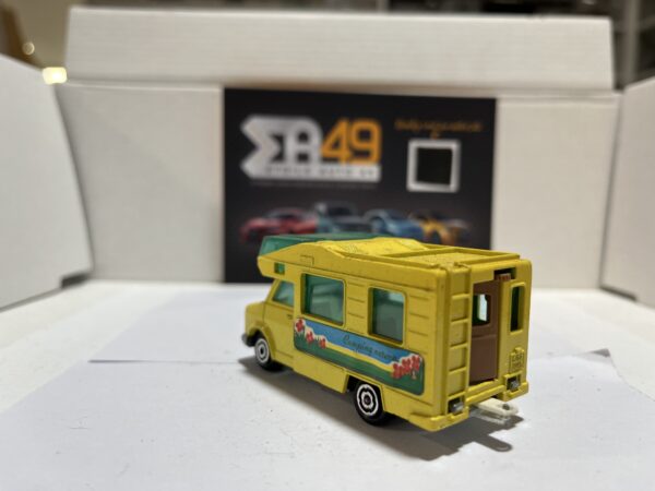 Majorette "Fourgon" Camping Car  Jaune 1/67 – Image 3