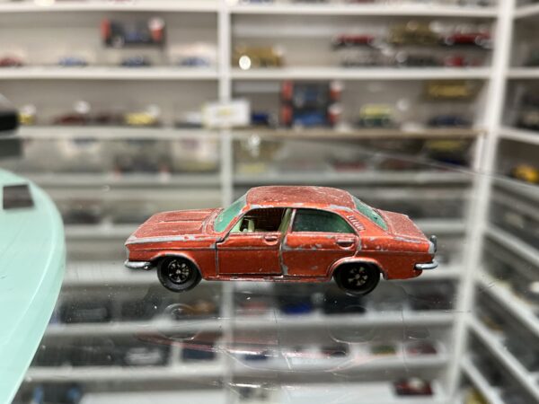 Majorette Chrysler 180 n°208 1/60