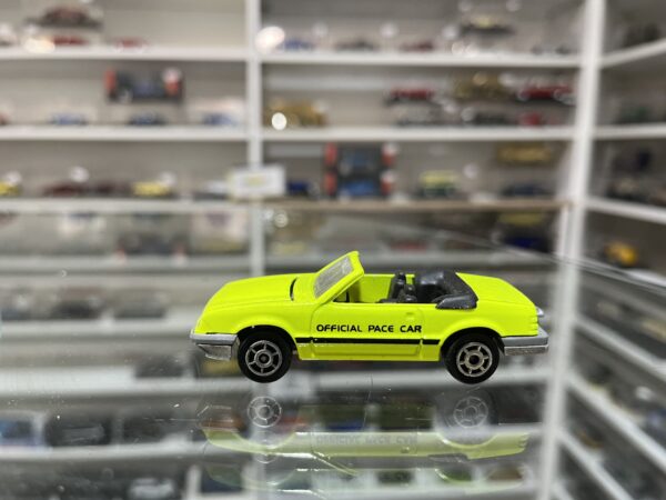 Majorette Mustang convertible n°227 1/59