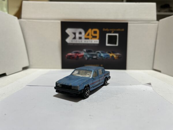 Majorette Volvo 760 GLE n°230 bleu 1/61 – Image 2
