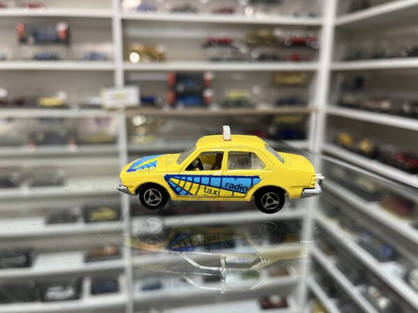 Renault 18 n°266 Majorette 1/60
