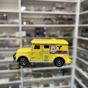Fourgon sécurité de banque Majorette n°204 1/57