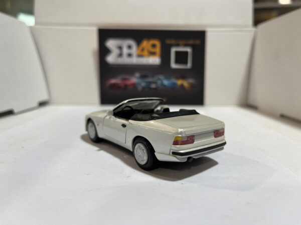 Porsche Cabriolet 323 NZG argenté 1/43 – Image 3