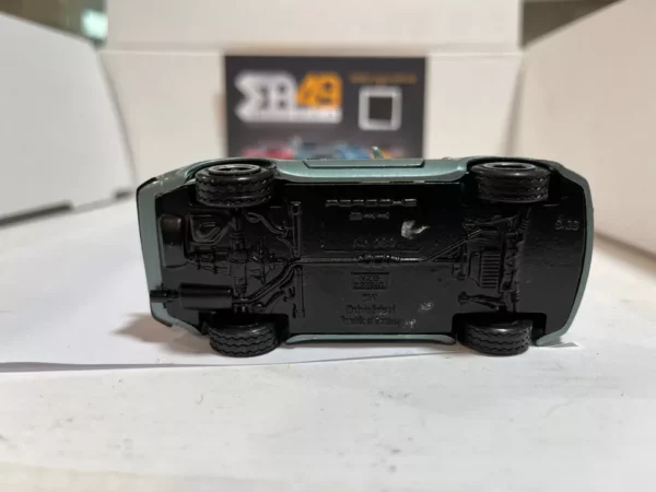 Porsche 944 NZG bleu n°263 1/43 – Image 4