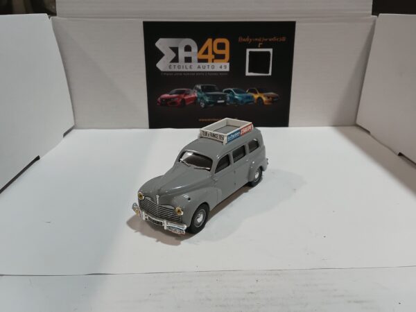 Peugeot 203 Tour de France 1956 L'équipe/Le Parisien Norev 1/43 – Image 2