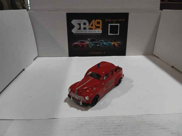 Peugeot 203 Corps des Sapeurs Pompiers de Douvaine 1/43 – Image 2
