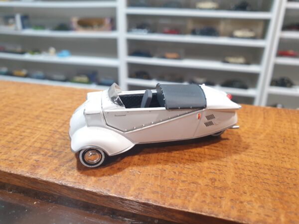 Micro car Messerschmit KR200 1/43
