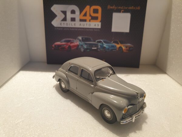 Peugeot 203 Norev 1/43 – Image 2