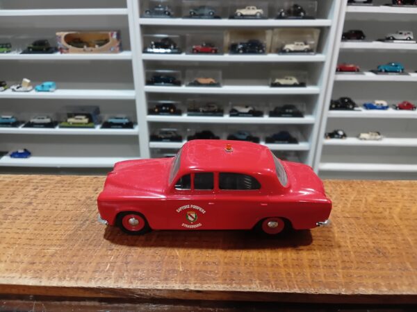 Peugeot 403 Sapeurs Pompier Ville de Strasbourg 1955  Eligor 1/43