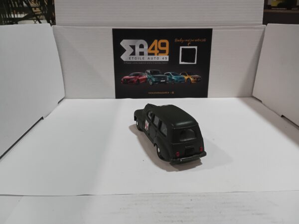 Peugeot 203 Ambulance Militaire Solido 1/43 – Image 3