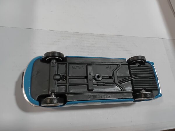 Citroën ID19 Break ORTF Marseille Altaya 1/43 – Image 4