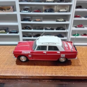 Peugeot 404 L'équipe Le Parisien Esso Norev 1/43
