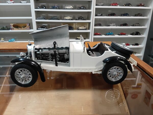 Mercedes-Benz SSK Bburago 1/18 – Image 5