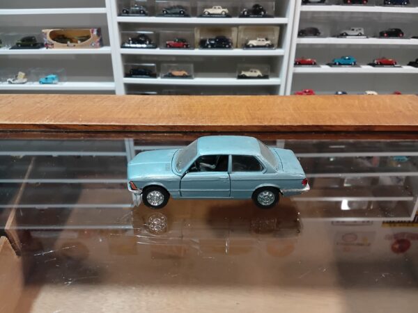 BMW 316 Schuco 1/43