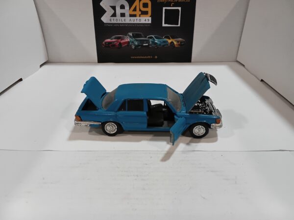 Mercedes 350 SE Schuco 1/43 – Image 4