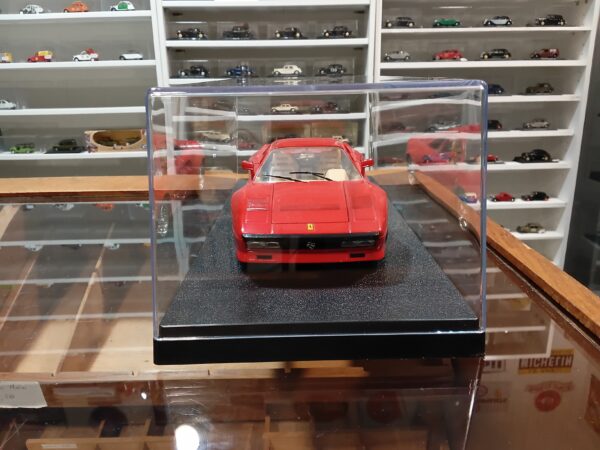 Ferrari GTO 1984 Bburago 1/18 – Image 3