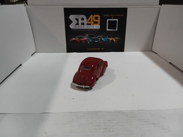 Renault 4 CV 1/43 Eligor Rouge – Image 3