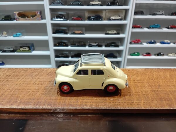 Renault 4 CV 1947 1/43 Eligor Beige