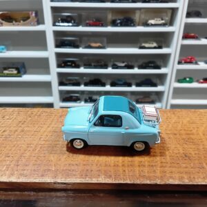 Micro Car ACMA Vespa 400 1/43