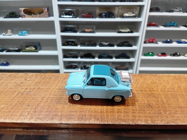 Micro Car ACMA Vespa 400 1/43