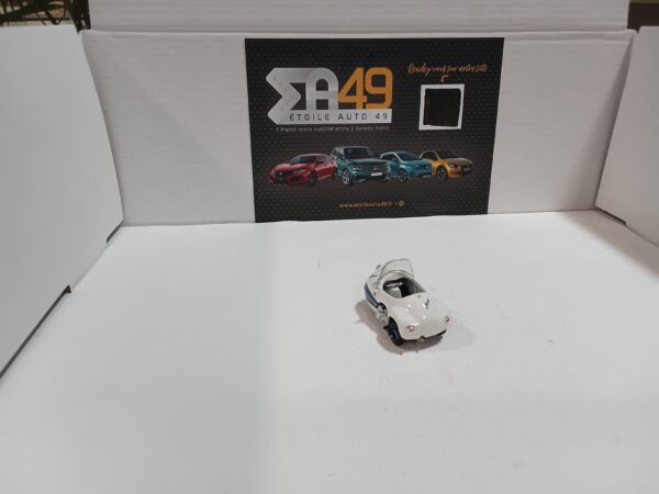 Micro Car Brütsch Mopetta 1958 1/43 – Image 3