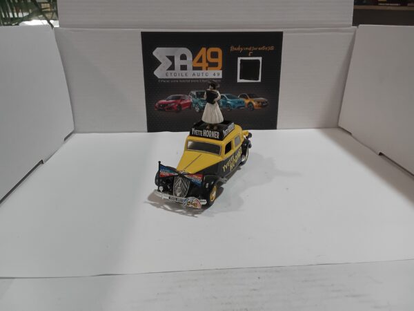 Citroën Traction 15CV "Yvette Horner" Tour de France 1955 Norev 1/43 – Image 2