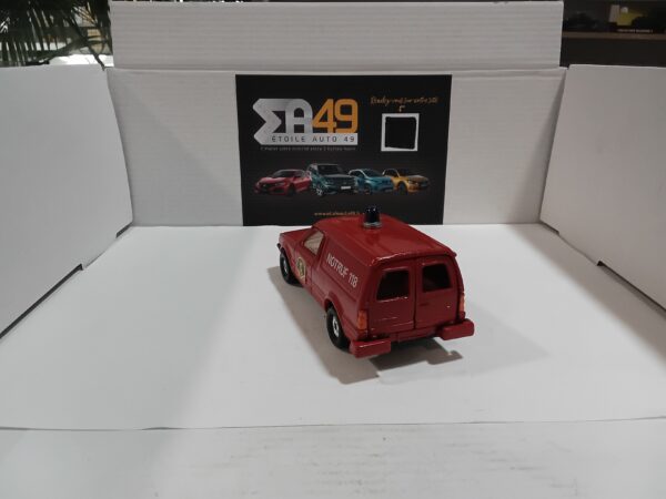 Ford Escort 55 "Notruf 118 Bern" Corgi 1/36 – Image 3