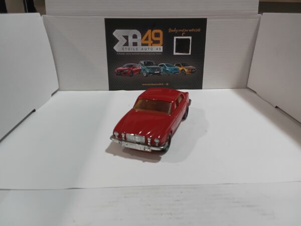 Matchbox Jaguar XJ12 K-66 1978 1/36 – Image 2