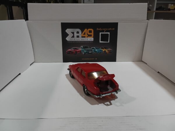 Matchbox Jaguar XJ12 K-66 1978 1/36 – Image 3