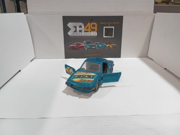 Fiat XI/9 "Bosch/Michelin/Cibie" n°3 Corgi 1979 1/36 – Image 2