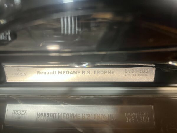 Renault Megane R.S Trophy 2019 Diamant Noir 1/18 - série limitée numérotée 300pcs – Image 4