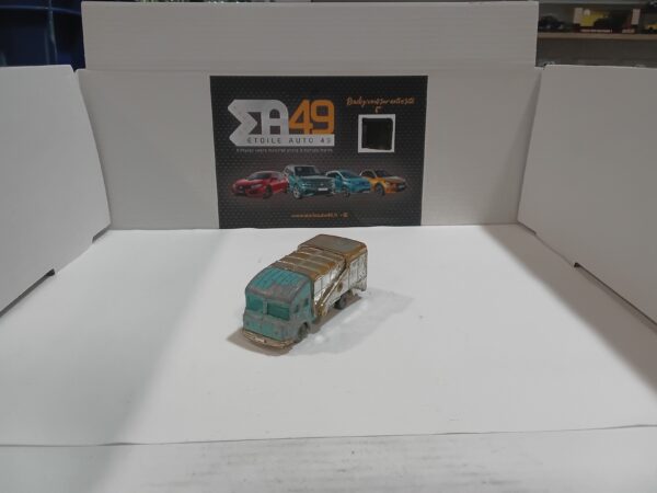 S & D Refuse Van Husky – Image 2