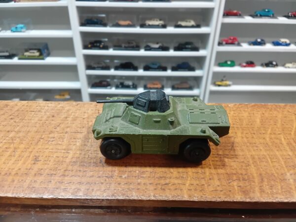 Véhicule militaire Weasel n°73 Matchbox Rolamatics 1973