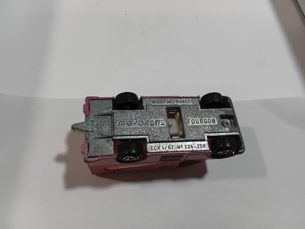 Fourgon de glaces rose n°224-259 Majorette 1/67 – Image 4