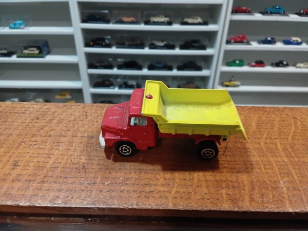 Camion benne Scania Majorette 1/100