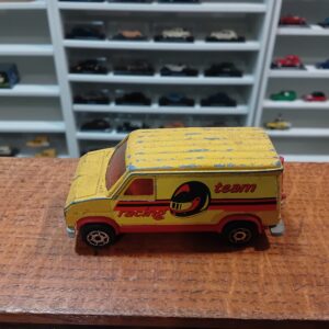 Fourgon 279/234 Majorette 1/65