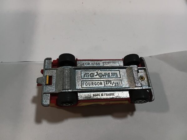 Fourgon 279/234 Majorette 1/65 – Image 4