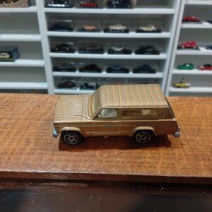 Jeep Cherokee n°236 Majorette 1/64