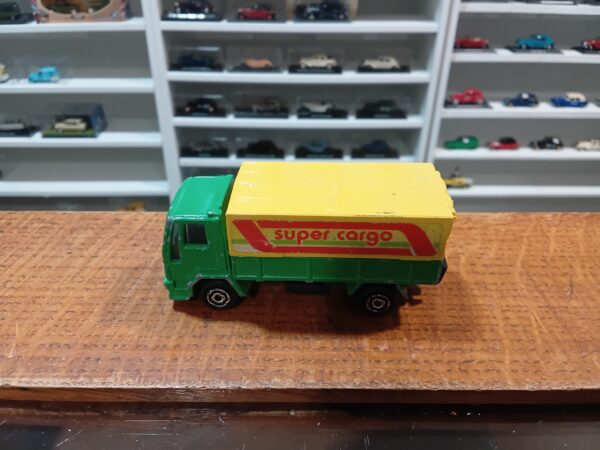 Camion Ford Super Cargo Majorette 1/100