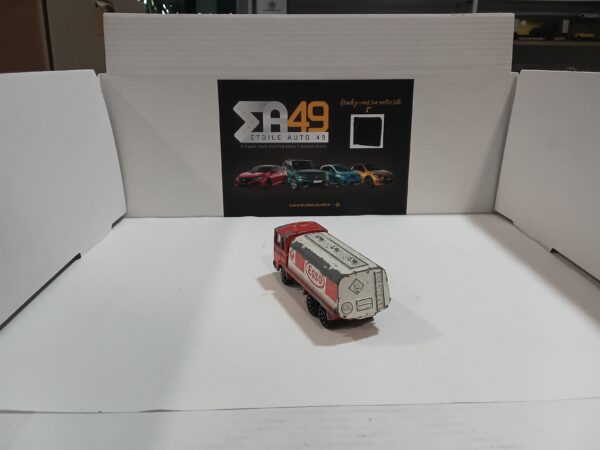 Camion Esso Saviem Majorette 1/100 – Image 3