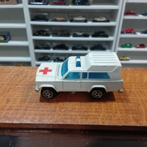 Jeep Cherokee Ambulance n°269 Majorette 1/64