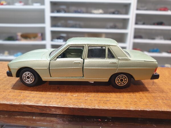 Peugeot 604 Norev Jet Car 1/43