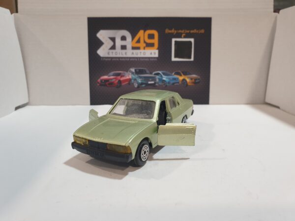 Peugeot 604 Norev Jet Car 1/43 – Image 2