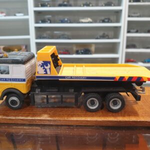 Camion Plateau Porte voiture Mercedes 1/50