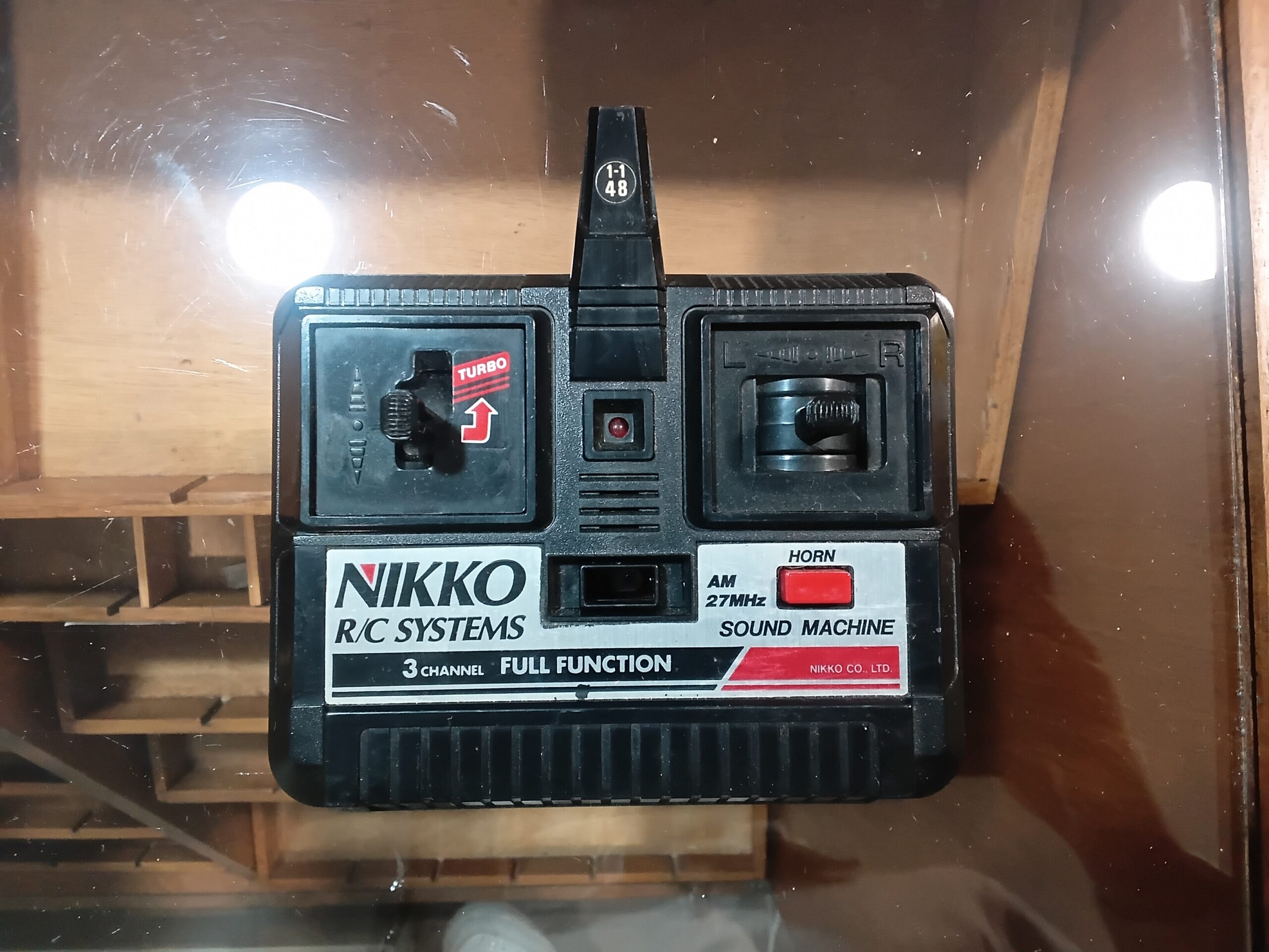 Télécommande pour voiture télécommandée Nikko AM 27 MHz 1-1 48
