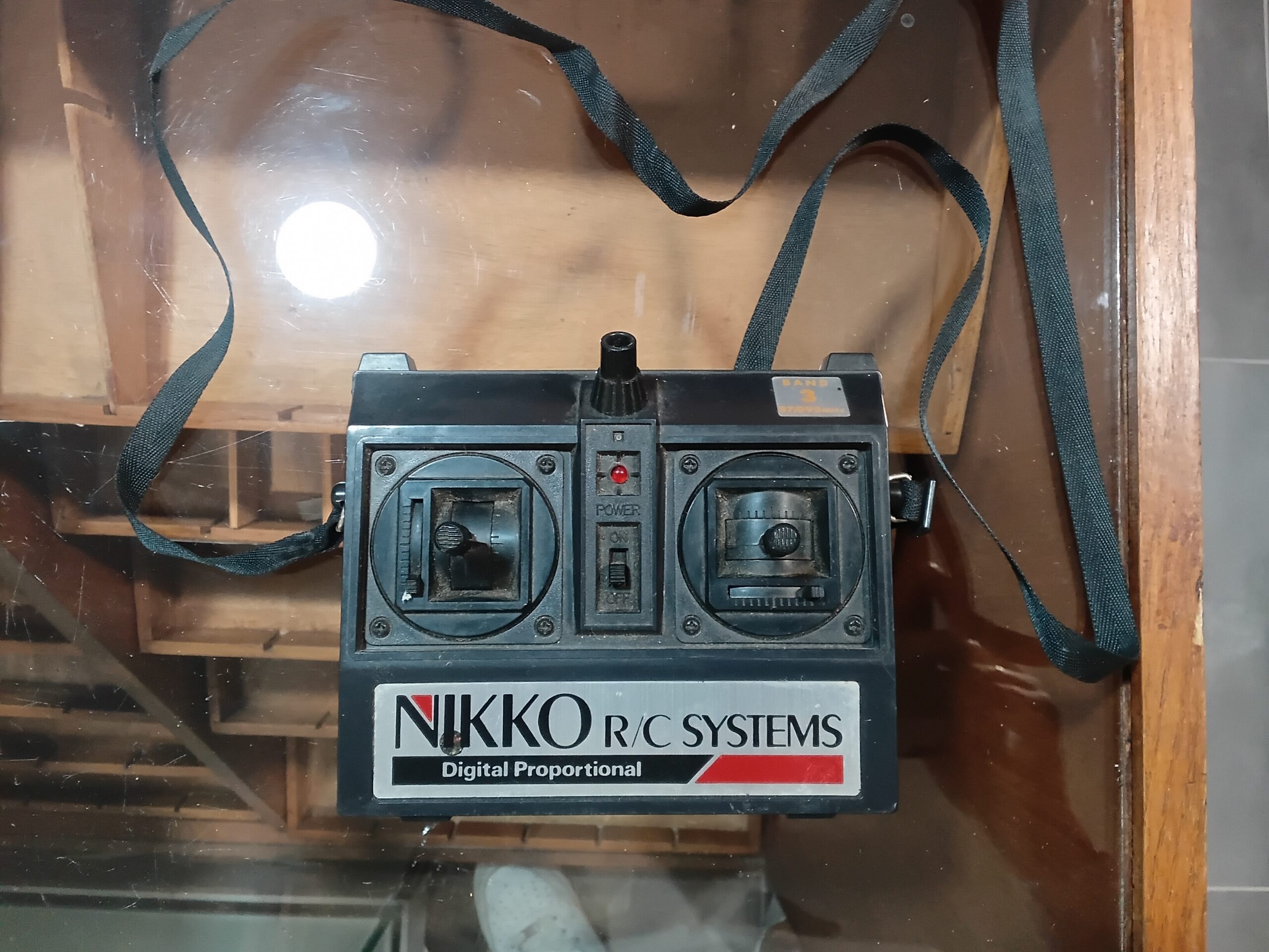 Télécommande pour voiture télécommandée Nikko Digital Proportional Band 3 27.095MHz