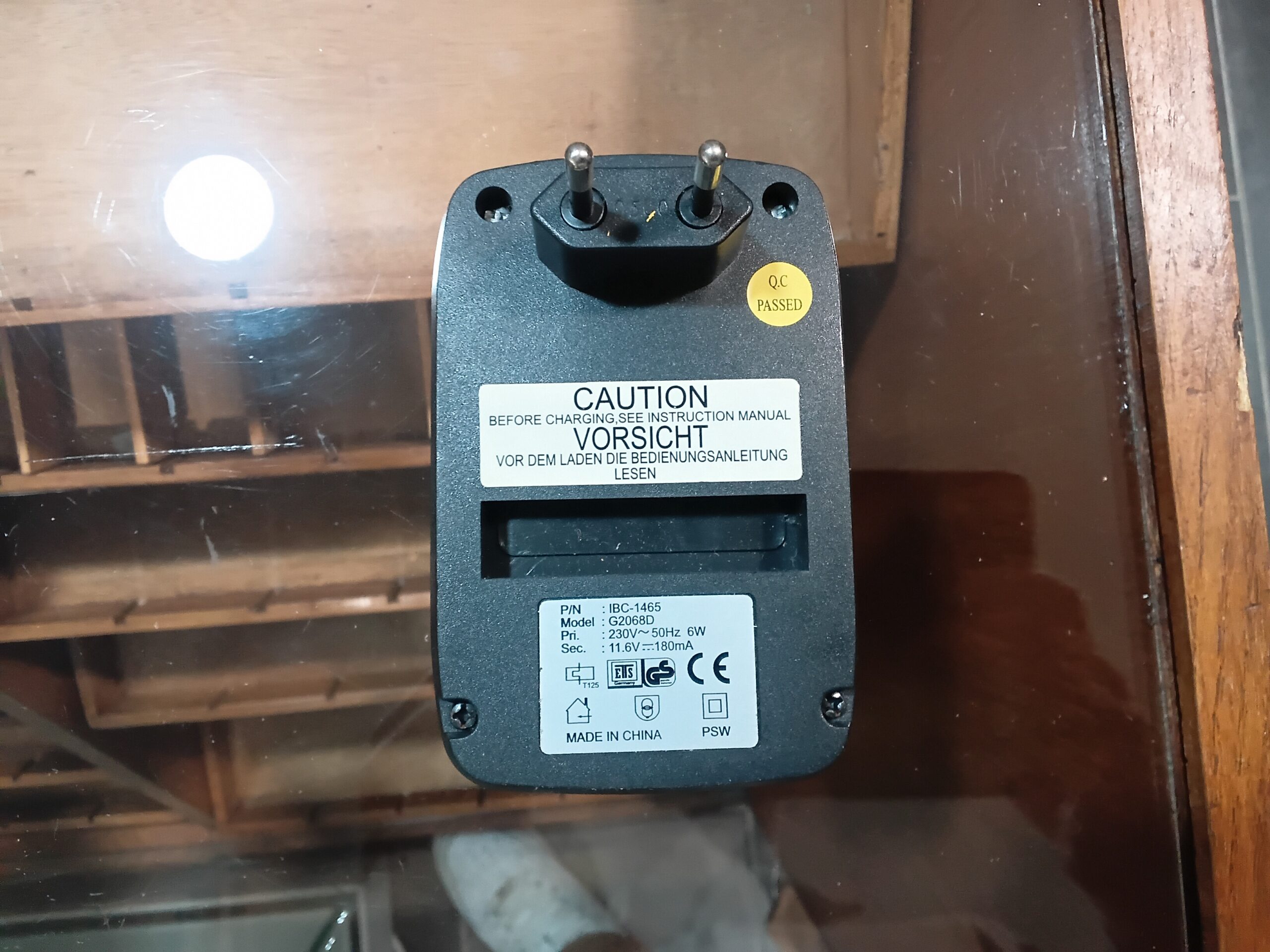 Chargeur Batterie Nikko 9.6V NiCd Battery 4 Hour Charger – Image 2