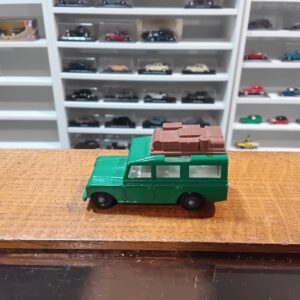 Land Rover Safari Matchbox Series n°12 1/64